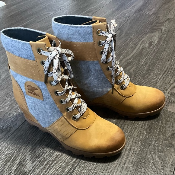 Sorel Lexie Waterproof Leather Wedge Boot - Camel Brown Tan + Grey size 10 - Picture 2 of 13
